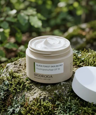 Black Forest Skin Secret Hydrating Day Care, SPF 30